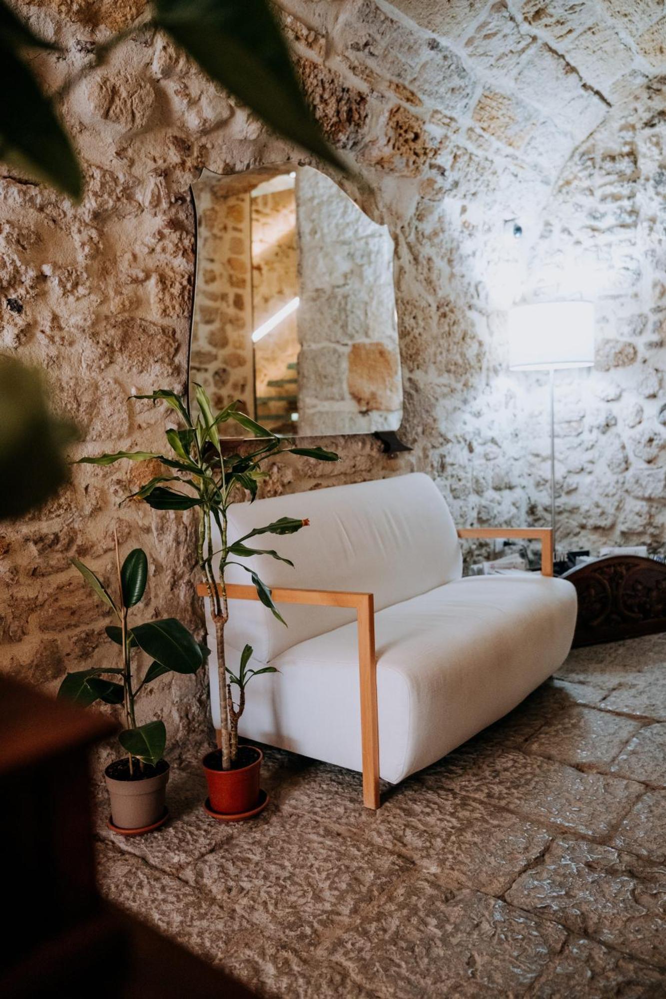 Hotel Ambrosia-Timeless Hosting Palermo Exterior foto